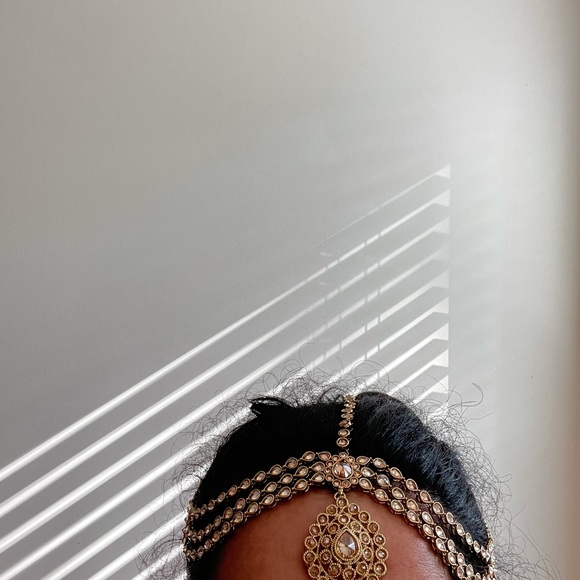 indian Beautiful 3 piece necklace set with mattapati - Picture 10 of 12